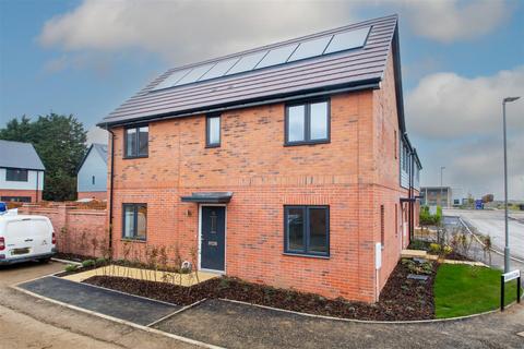 3 bedroom semi-detached house to rent, Braford Close, Milton Keynes MK8