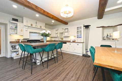 undefined, Commercial Road, Tideswell, Buxton