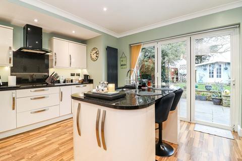 undefined, Maytree Crescent, Watford WD24