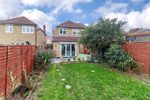 undefined, Maytree Crescent, Watford WD24