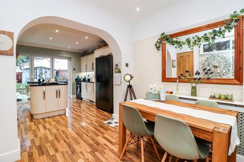 undefined, Maytree Crescent, Watford WD24