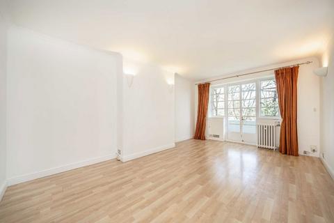 undefined, Courtlands, Richmond TW10