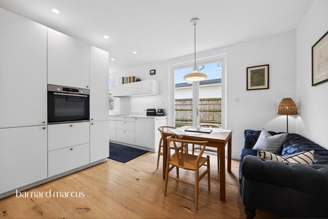 undefined, Avondale Road, South Croydon