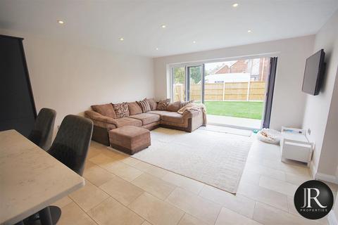 undefined, Uttoxeter Road, Hill Ridware WS15