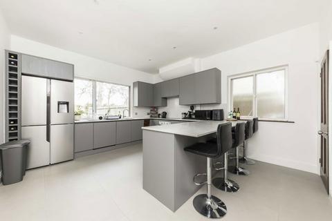 undefined, Lynton Road, London W3