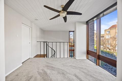 1 bedroom flat to rent, Upper Park Road, Belsize Park NW3