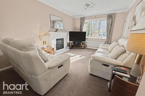 undefined, Great Notley Avenue, Braintree