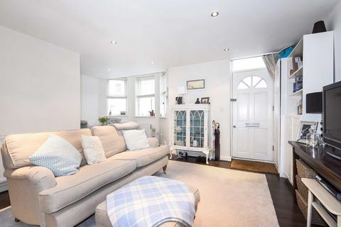 2 bedroom flat to rent, Sunnyhill Road, London SW16