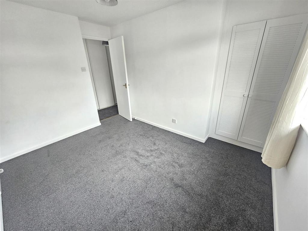 Bedroom (2).jpg