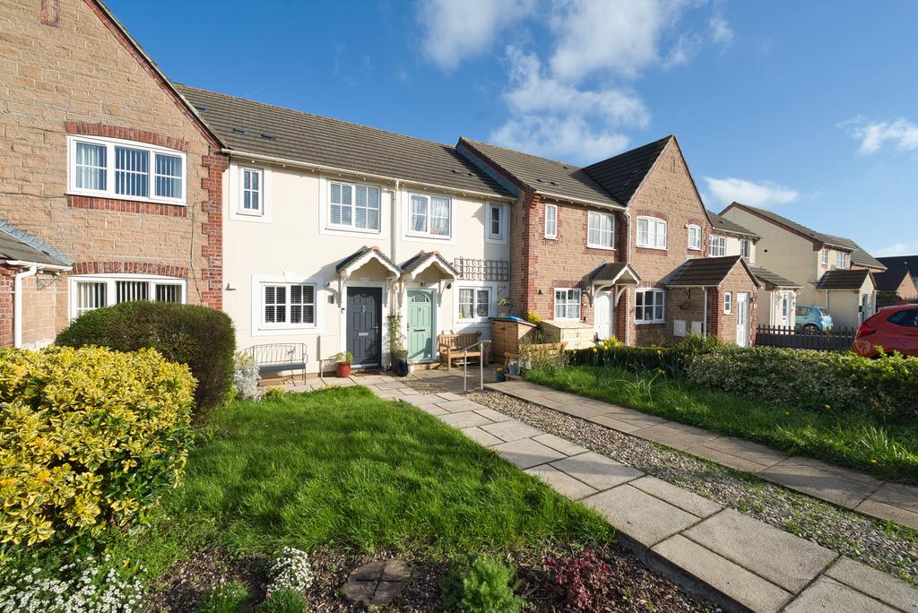 2 bed terraced house for sale
