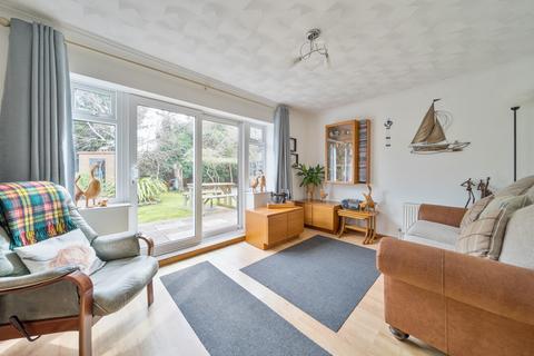 4 bedroom detached house for sale, Haslemere Gardens, Hampshire PO11