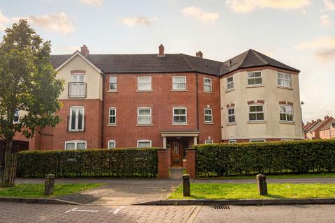 2 bedroom apartment for sale, Brandwood Crescent, Birmingham B30