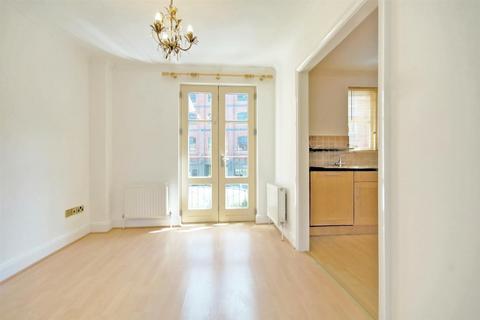 undefined, Chelsea Square GL50 3RG