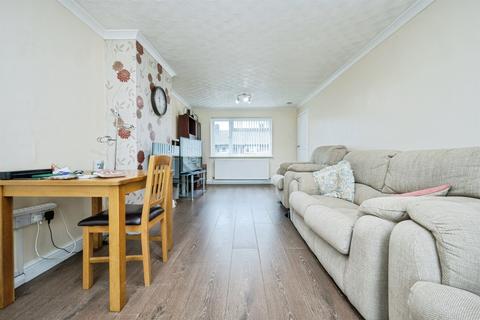 3 bedroom semi-detached house for sale, The Boundary, Bedford