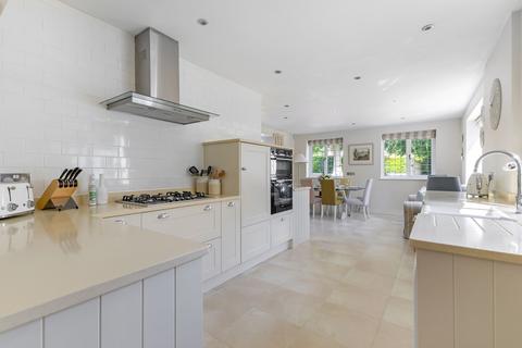 8 bedroom house for sale, Knottocks Drive, Beaconsfield, HP9