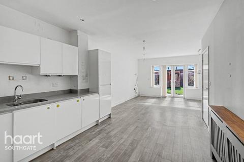 Archer Way, Enfield