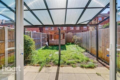 4 bedroom terraced house for sale, Archer Way, Enfield