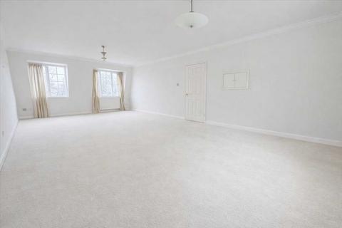 2 bedroom apartment for sale, Herga Court, Sudbury Hill, Harrow on the Hill