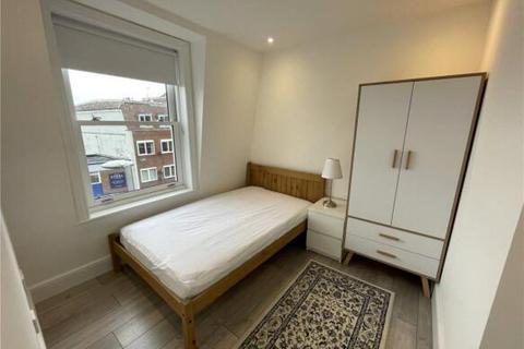 undefined, Mead House, Winchester, Furnished