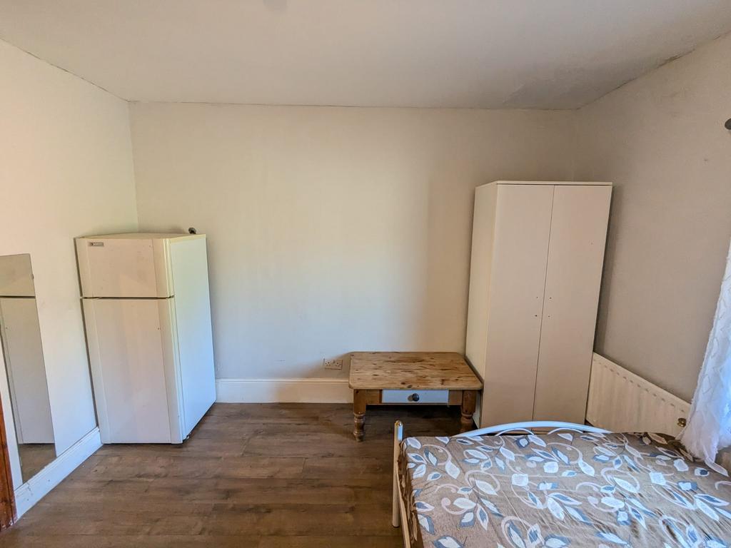 Room 1