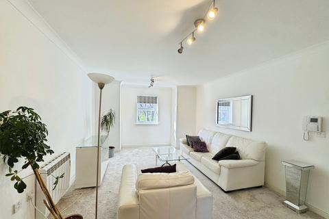 2 bedroom flat to rent, New Copper Moss, Altrincham, Greater Manchester, WA15