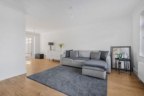 3 bedroom semi-detached house for sale, Arundel Road, High Wycombe HP12