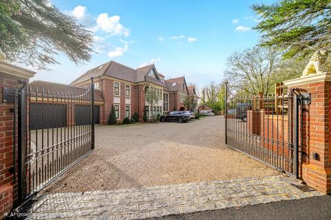 undefined, Castle Hill, Farnham, GU9