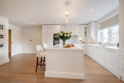 undefined, Castle Hill, Farnham, GU9