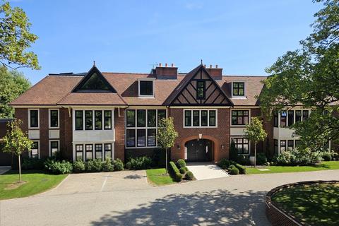 undefined, Castle Hill, Farnham, GU9