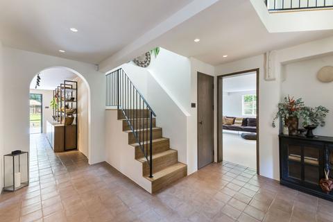 undefined, The Broadway, Wheathampstead, AL4