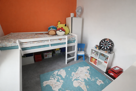 3 bedroom end of terrace house to rent, Saxon Terrace, Widnes, WA8