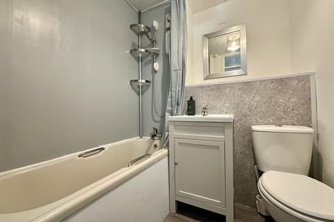 undefined, Scott House Flats, Gloucester, GL1