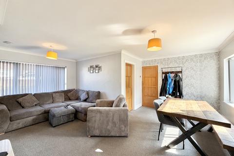 3 bedroom semi-detached house for sale, Springwell Avenue, Swillington