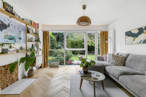 undefined, Parkleys, Richmond TW10