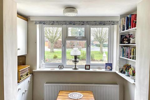 undefined, Oak Road, Stamford