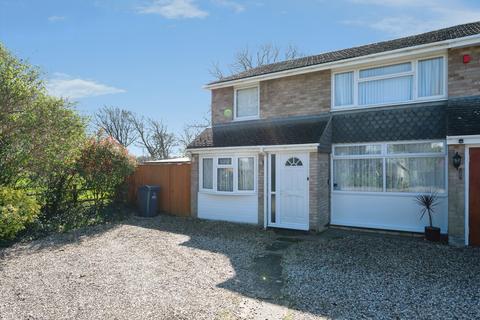 4 bedroom semi-detached house for sale, Richmond Close, Hayling Island, Hampshire, PO11