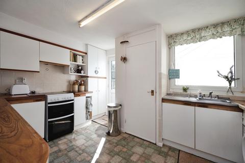 4 bedroom semi-detached house for sale, Richmond Close, Hayling Island, Hampshire, PO11