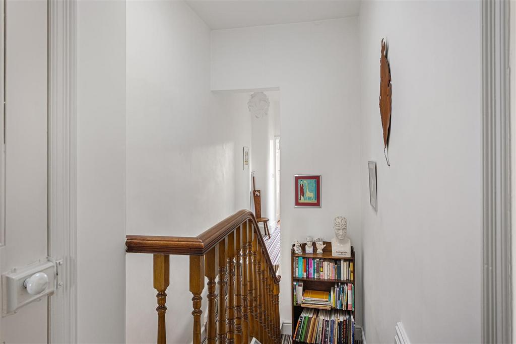68 Wiggington road 16.jpg
