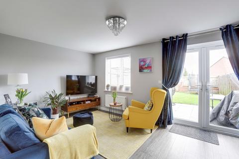 4 bedroom semi-detached house for sale, Pennington Way, Nottingham NG15
