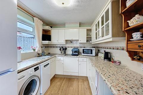 undefined, Mayo Drive, Kenilworth
