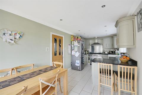 4 bedroom detached house for sale, Glengorse, Battle
