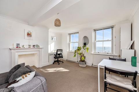1 bedroom flat for sale, Kings Road, Cumberland Court, BN1