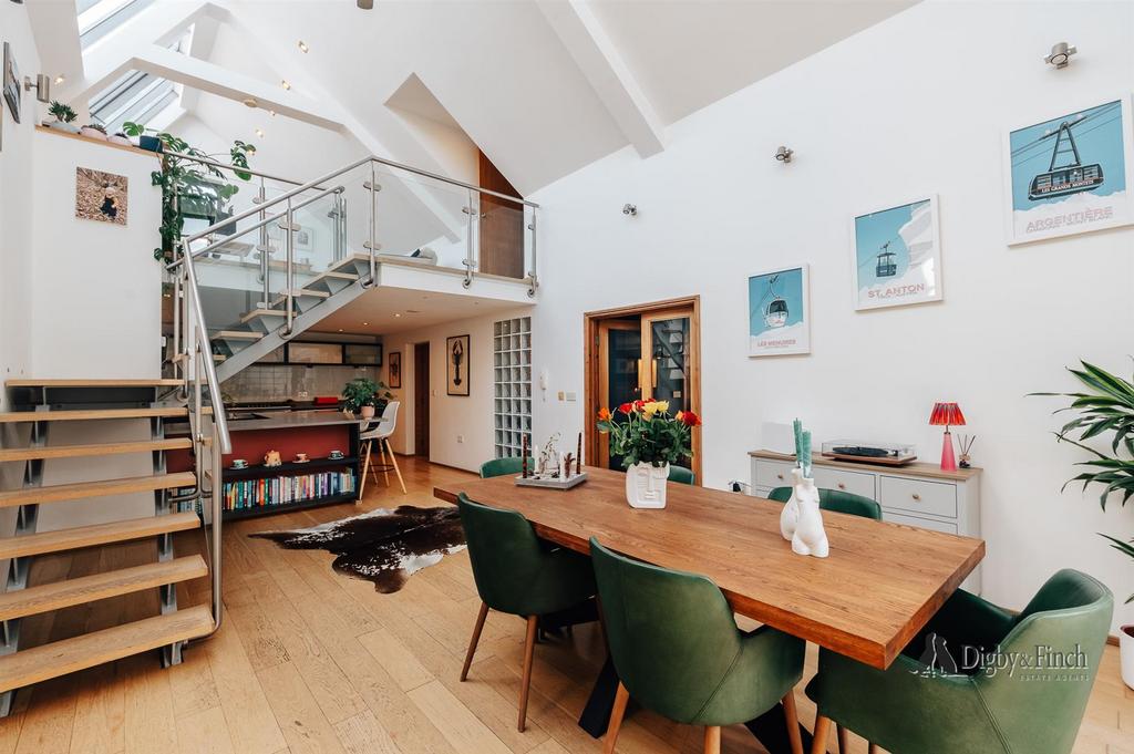 9 Kirby Lane-22.jpg