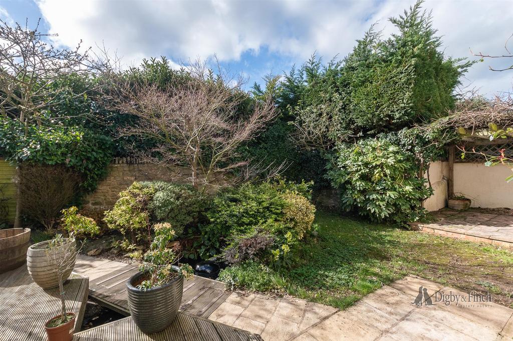 9 Kirby Lane-08.jpg