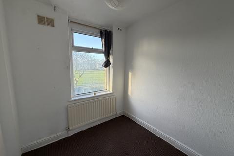 2 bedroom terraced house for sale, Morley Road, Blackpool FY4