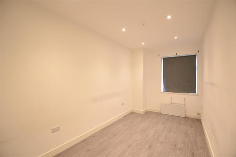undefined, Farnham Road, Slough