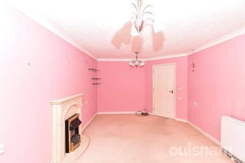 2 bedroom apartment for sale, Howard Road East, Kings Heath, Birmingham, West Midlands, B13