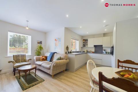 3 bedroom end of terrace house to rent, Farrier Court, Cambridgeshire PE19