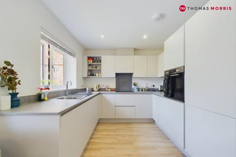 3 bedroom end of terrace house to rent, Farrier Court, Cambridgeshire PE19