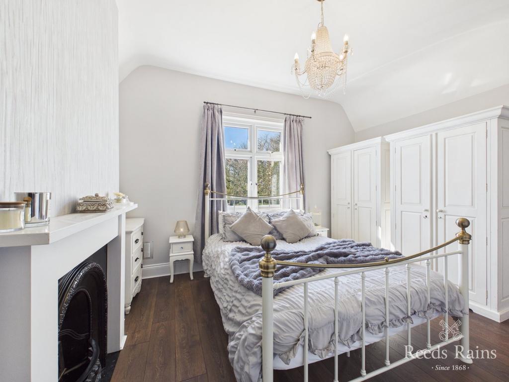 Principal Bedroom